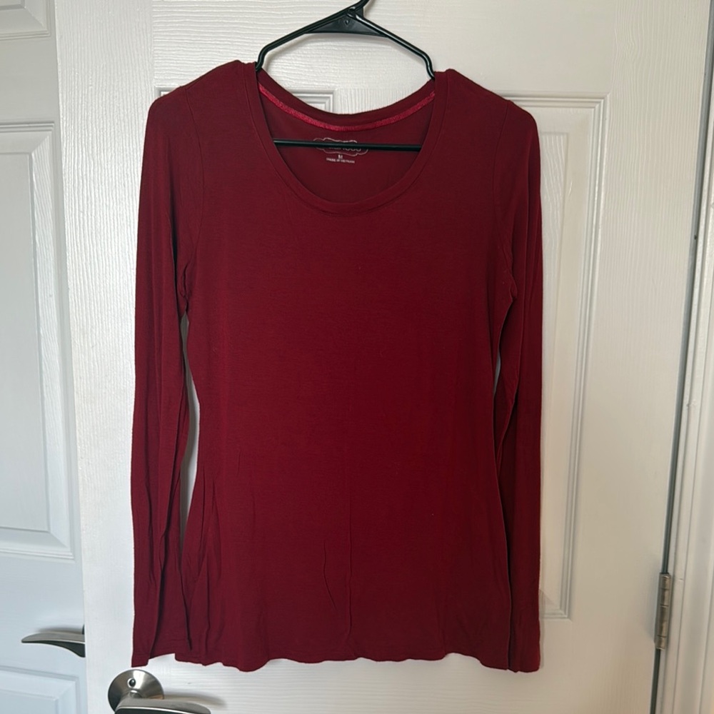 Women's Red Long Sleeve Top